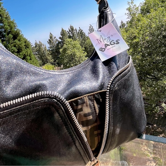 Fendi: Leather Zip Front Pocket Monogram
Hobo Bag (Black) - Picture 5 of 17